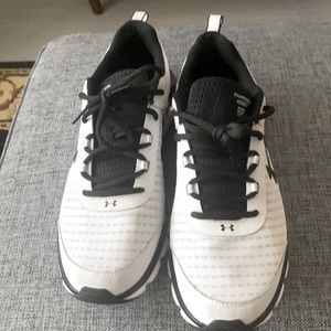 Under Armor Deluxe Foam Charged